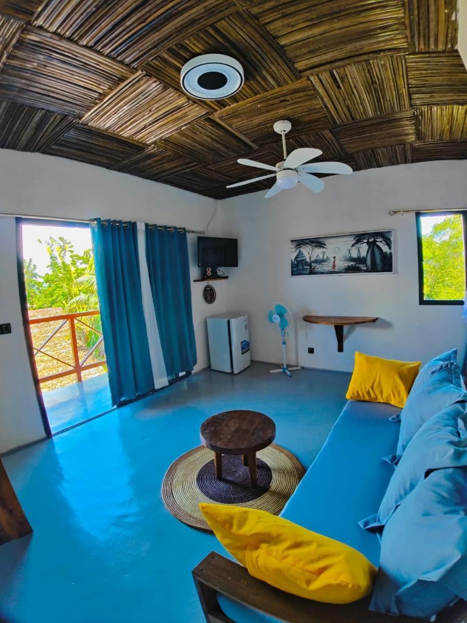Bungalows Des Tropiques Nosy Be Exterior photo